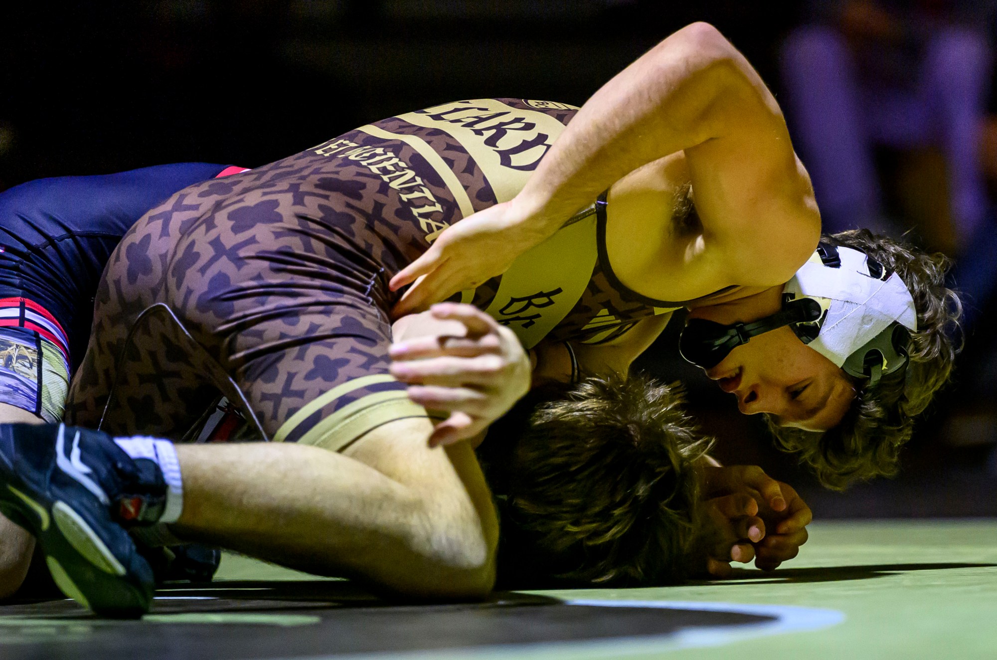 Bethlehem Catholic's Reef Dillard wrestles Easton's Noah Fenner in the 139-pound weight class Wednesday, Dec.17, 2025, in Bethlehem. (April Gamiz/The Morning Call)