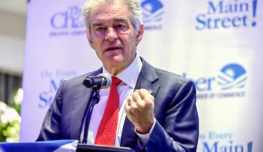 Dr. Oz headlines Lehigh Valley Health Care Summit amid trans protests