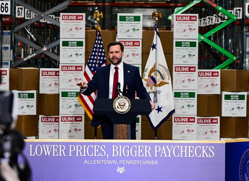 JD Vance touts Trump record on economy in Lehigh Valley visit