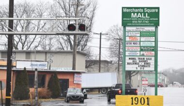 Will data center be built at Merchants Square Mall in Allentown?