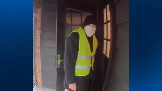 Pittsburgh Police are seeking the public’s assistance in identifying a home invasion suspect who threatened two teenagers.