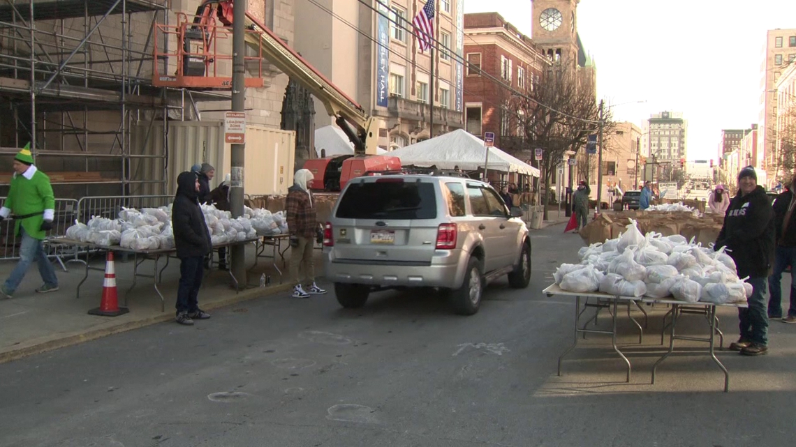 Family to Family food basket giveaway helps feed thousands of families while easing holiday burdens