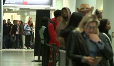 Winter weather disrupts travel at Philadelphia International Airport during post-Christmas rush