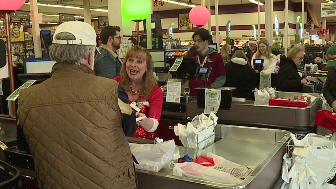 Last-minute Christmas Eve grocery shopping