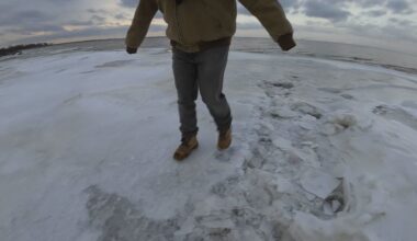 Lake Erie seiche draws visitors to Maumee Bay State Park