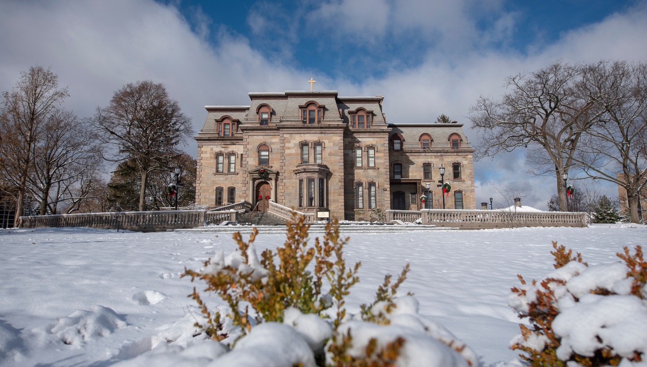 Alumni Class Notes, December 2025