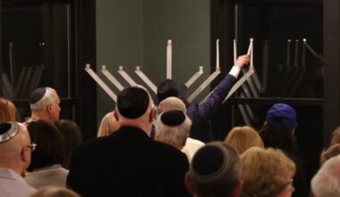 Hanukkah event in Waverly reflects on hope after Australia shooting tragedy