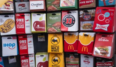 Verona police investigate gift card scam at Giant Eagle