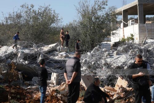 Israeli Forces, Settlers Destroy Palestinian Property in Bethlehem, Ramallah |