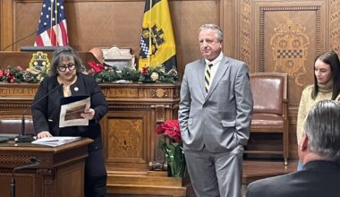 City of Pittsburgh honors Channel 11 Chief Investigator Rick Earle with proclamation – WPXI