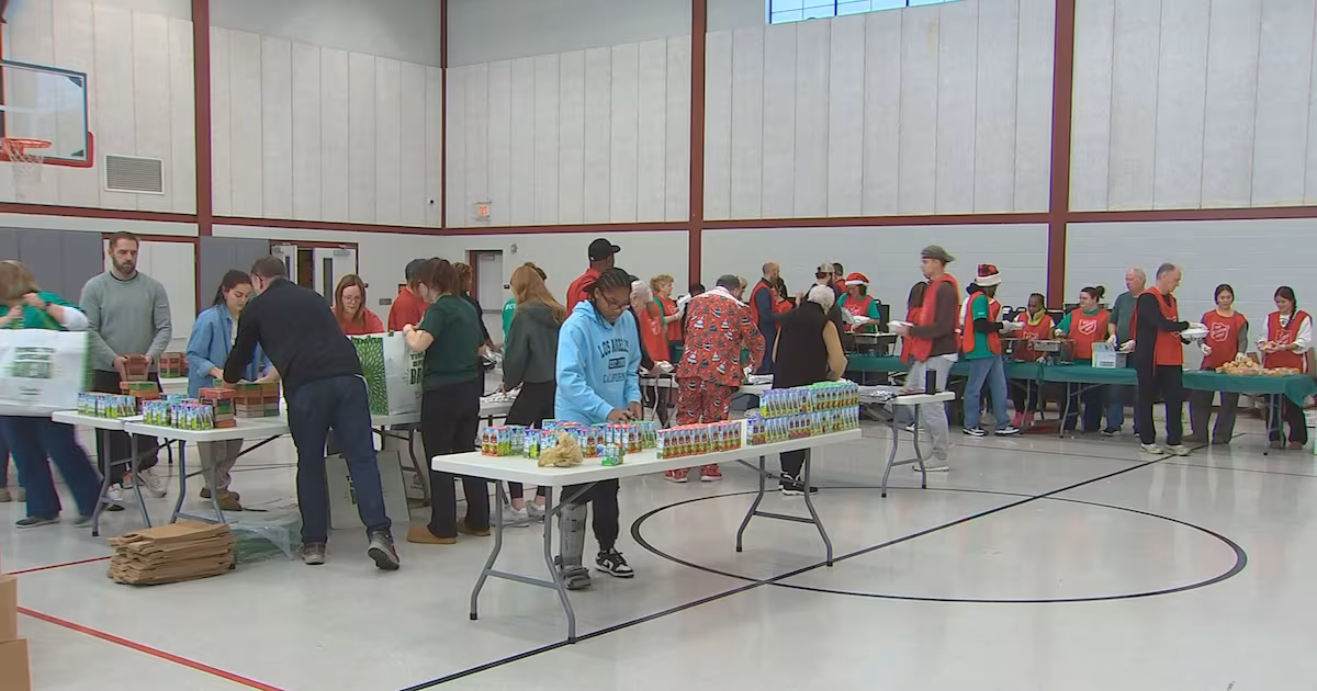 Salvation Army volunteers cook, deliver meals to nearly 40 facilities on Christmas Eve