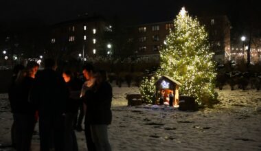 University Holds Advent Mass and Christmas Tree Lighting (Photos)