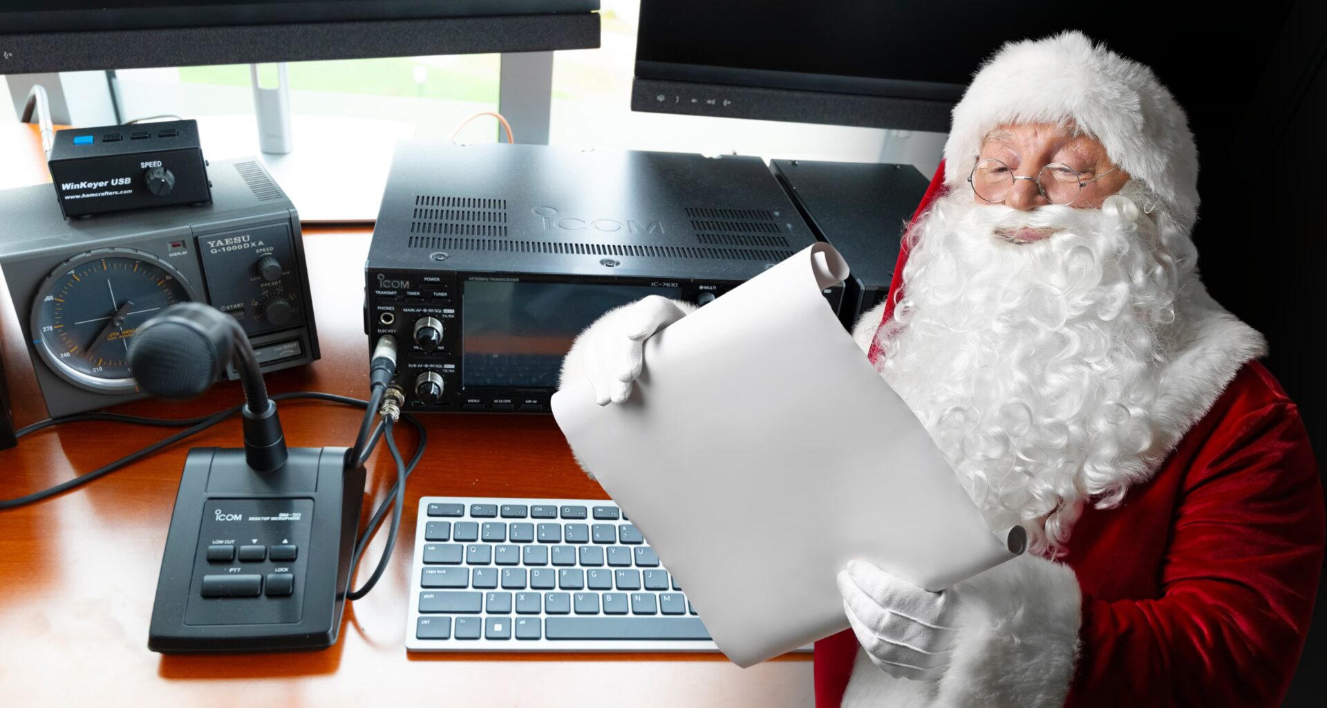Santa Claus to Greet Children Over Ham Radio