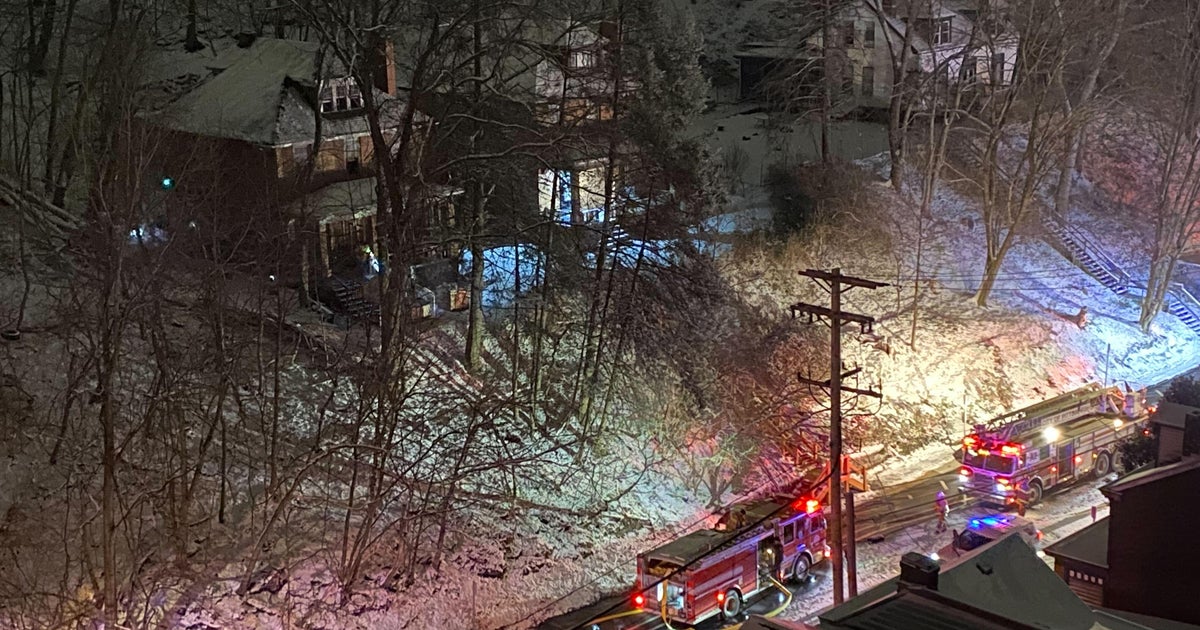 Ten people displaced after Marshall-Shadeland home catches fire overnight