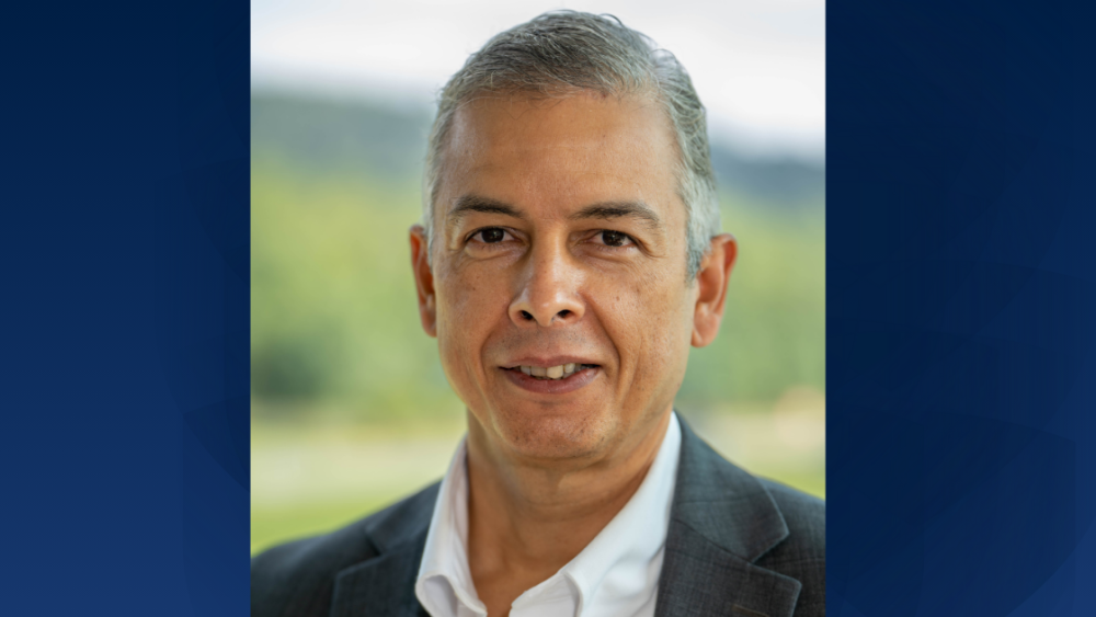 Cyber analytics professor receives Distinguished Public Service Award