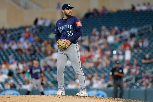 Phillies sign reliever Zach Pop to 1-year deal