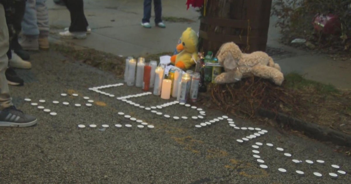 Man killed in double shooting in Carrick remembered at vigil by loved ones