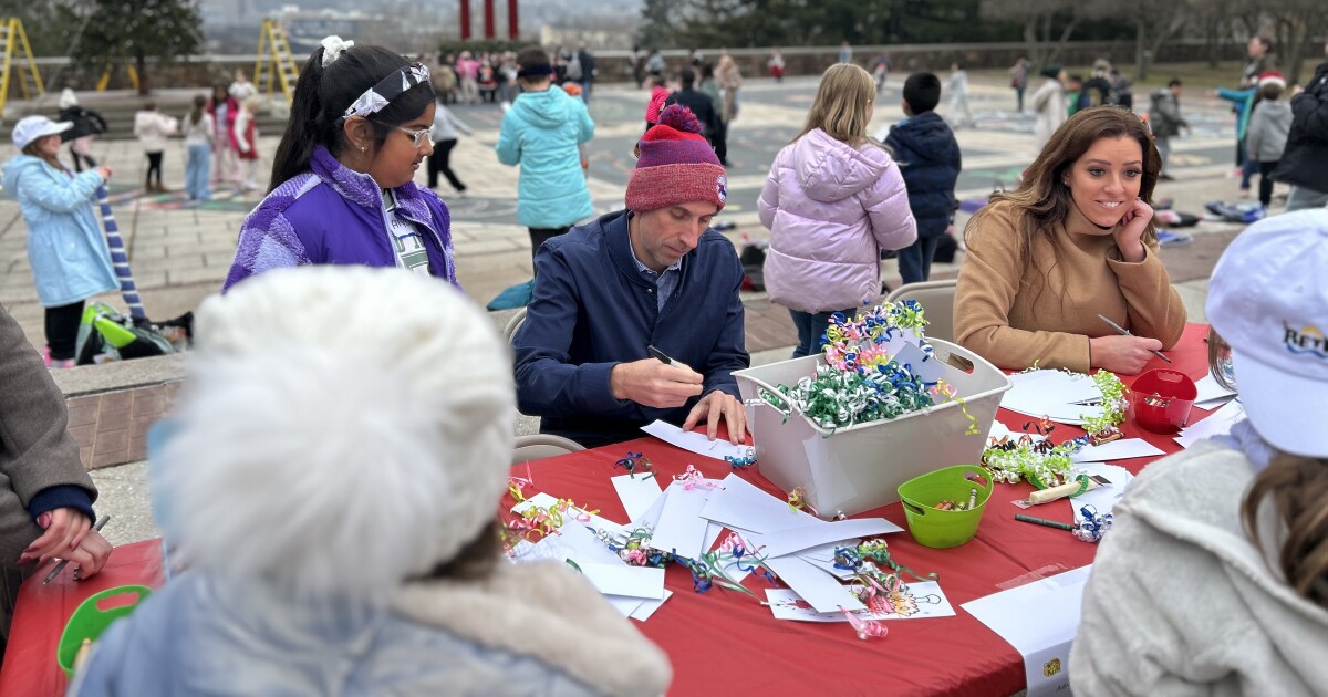 Meet a Mayor: The secret gifts of Pa.’s ‘Christmas City’