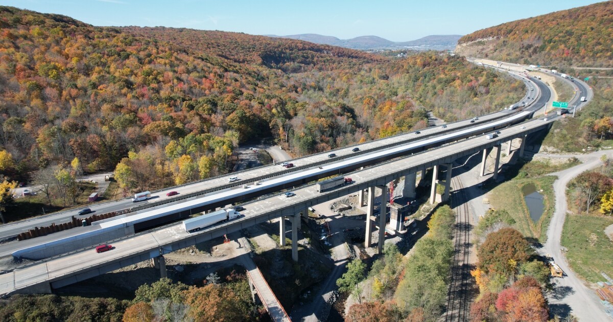 Carroll joins PennDOT District 4 to announce re-opening of I-84 'twin bridges,' Green Ridge Street bridge