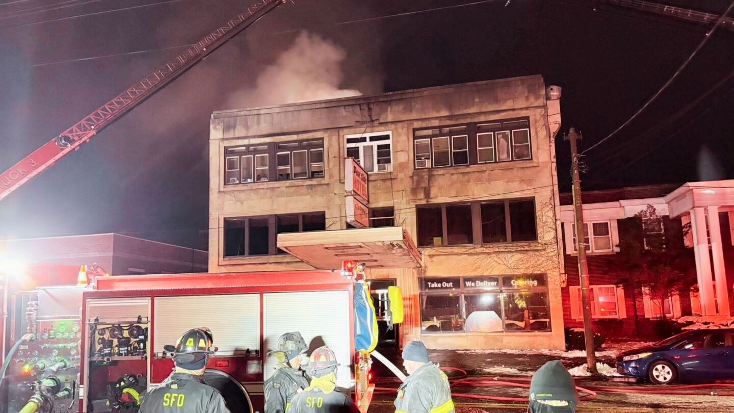 firefighters rescue at least 5 from windows