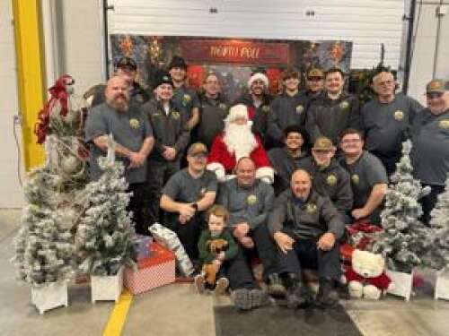 Santa makes early visit to fire station – Lehigh Valley Press