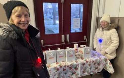 Coplay welcomes holiday season with tree lighting – Lehigh Valley Press