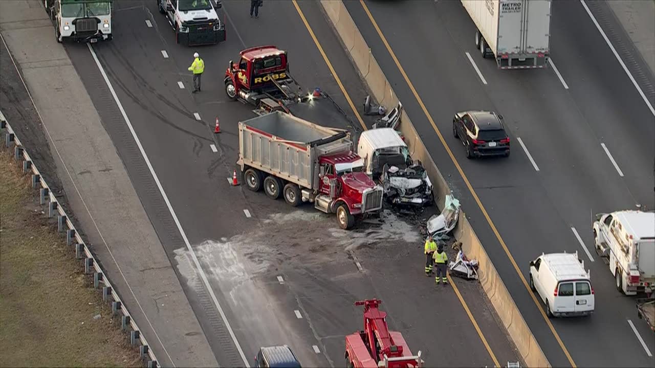 Major crash on Pennsylvania Turnpike halts traffic near Bensalem