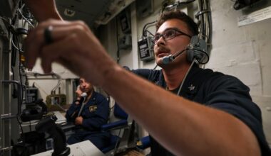 USS Lake Erie (CG 70) tests close-in weapons system