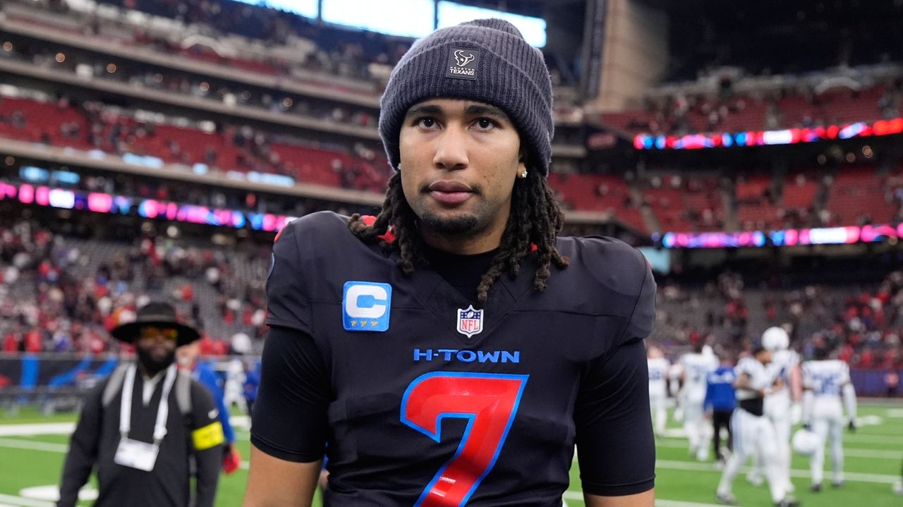 Houston heads to Pittsburgh in search of first road playoff victory in franchise history