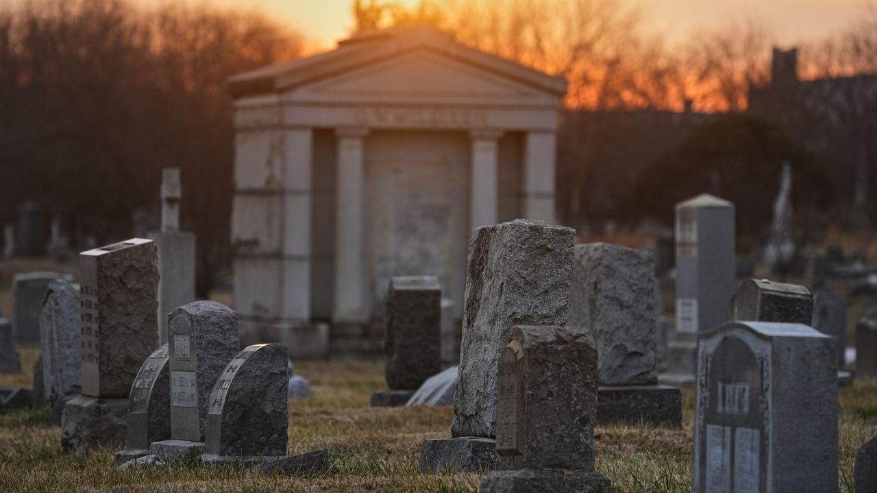 100 skulls and mummified body parts found in a Pennsylvania grave robbery case, police say