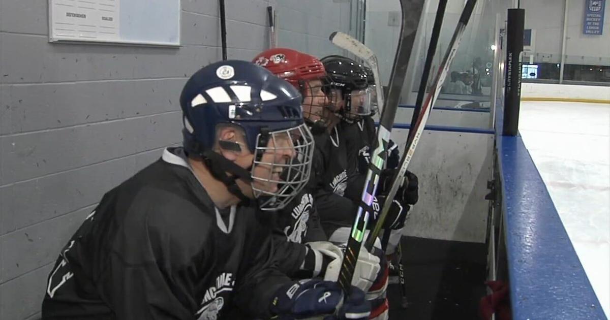Senior players hit the ice in Bethlehem, proving "age is just a number" | Good News