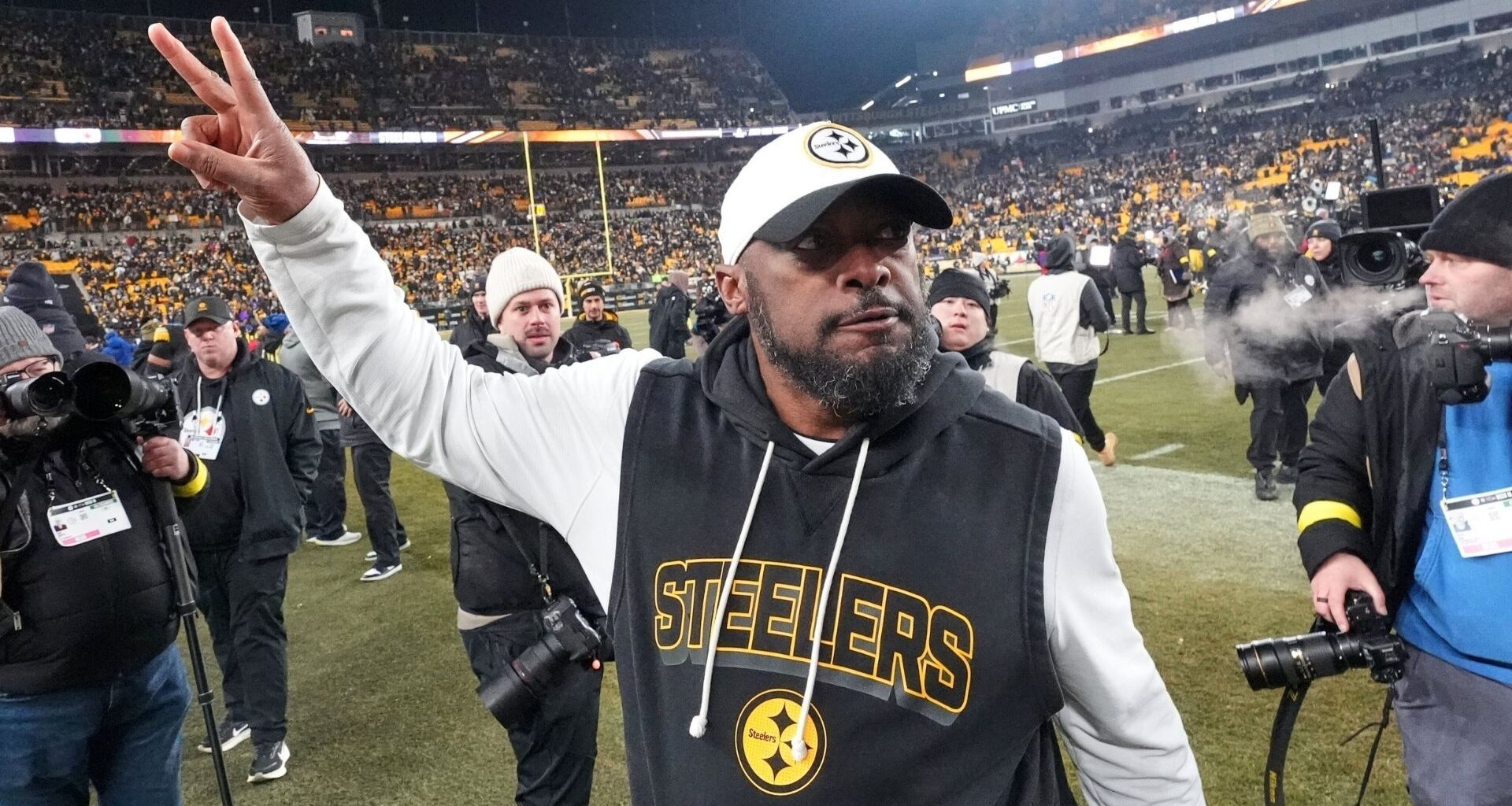 Mike Tomlin steps down as Pittsburgh Steelers head coach
