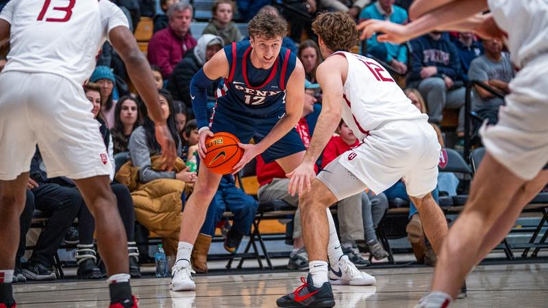 Men's Hoops Nipped by Harvard, 64-63