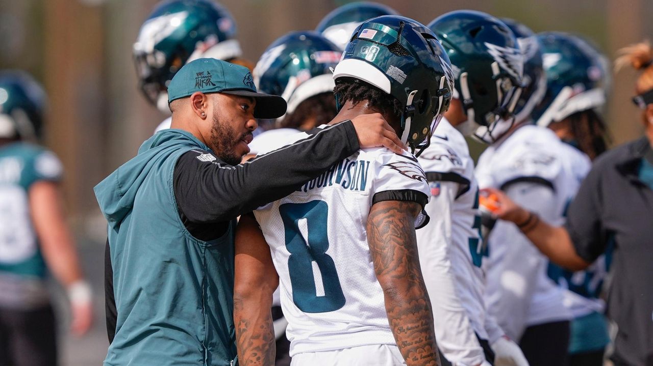 Cowboys are close to hiring Philadelphia's Christian Parker as defensive coordinator, AP sources say