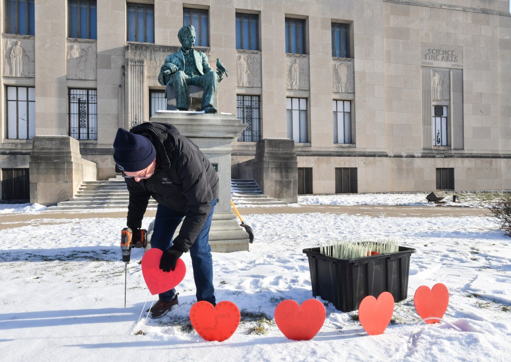 Valentine display pops up outside museum in Scranton