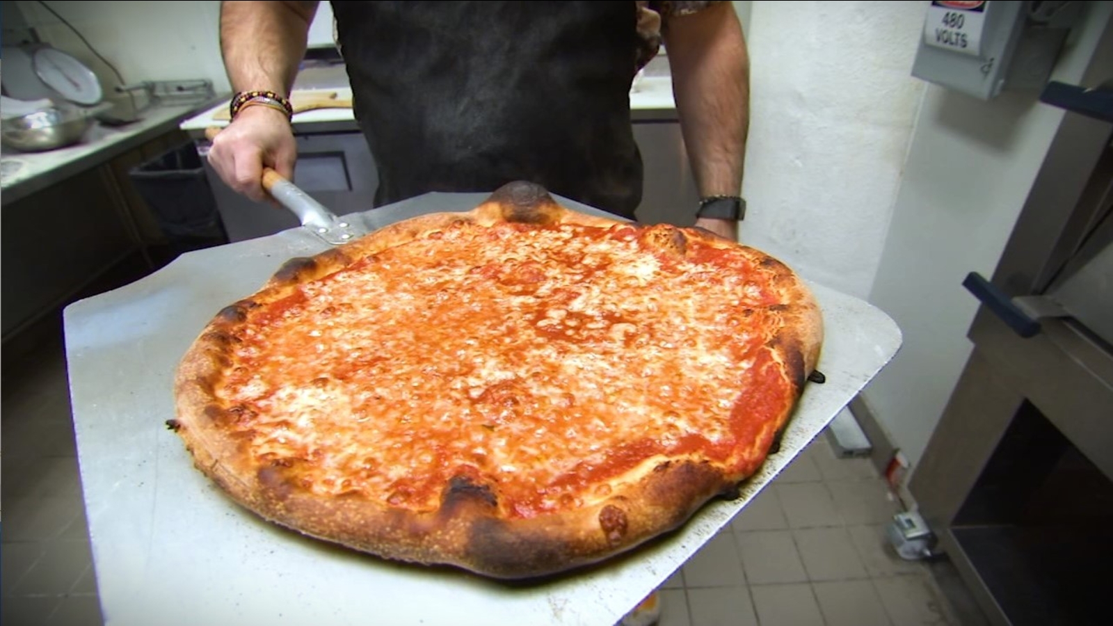 New Italian Restaurant Cerveau opens on Spring Garden Street