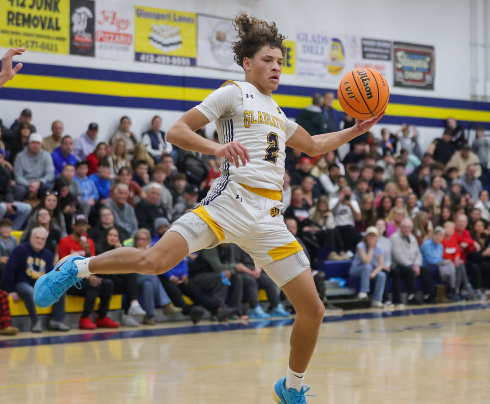 Gladiators fall to Hickory, Jaguars nip Erie High in OT