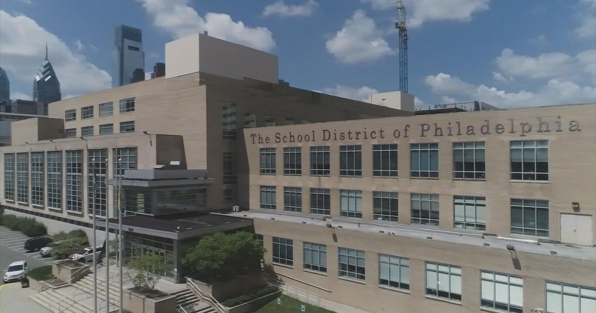 Mayor Parker, Philadelphia district leaders push for year-round schools, address vacant buildings