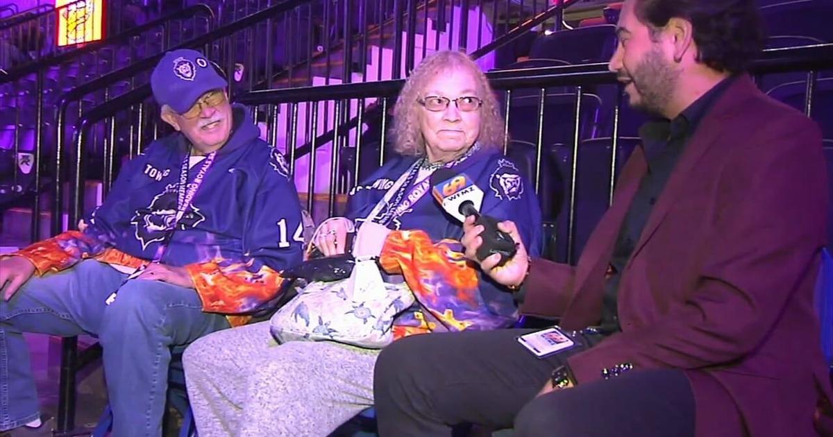 Fans ring in the new year at Reading Royals Pajama Party Game | Berks Regional News
