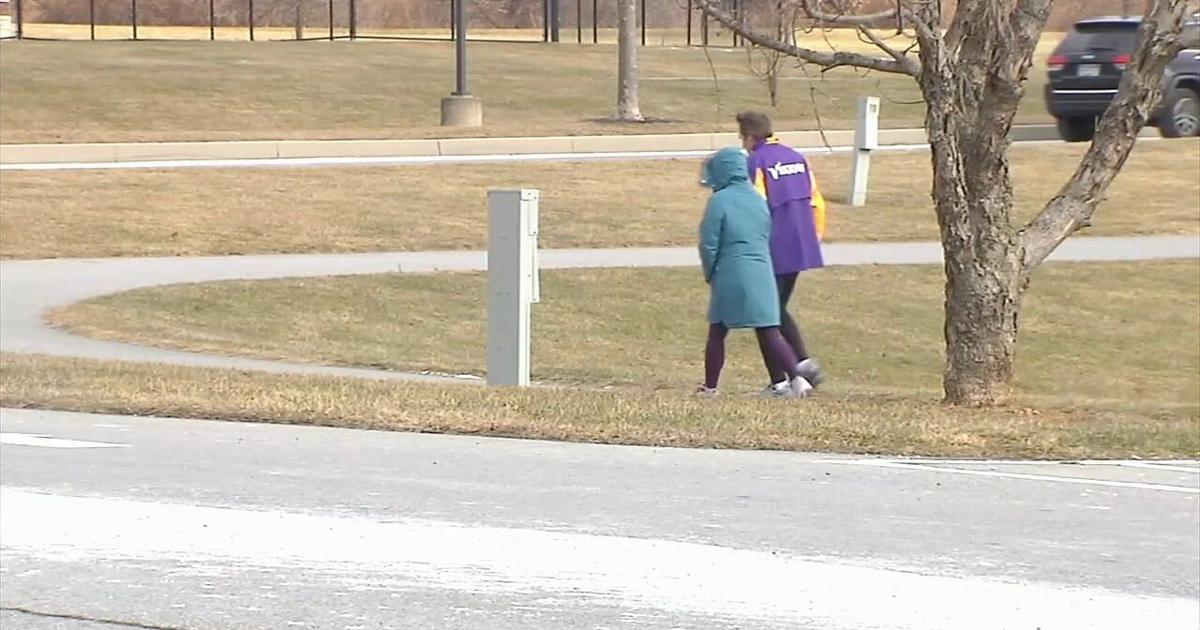 Hundreds race in cold for 'Shiver by the River' event in Berks County | Berks Regional News