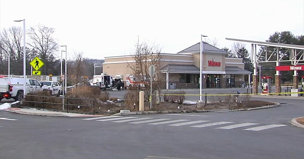 Bomb squad responds to Wawa in Upper Saucon after suspicious device spotted in car | Southern Lehigh County