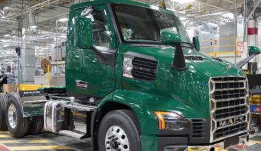 Mack Trucks begins production on new Anthem model in Lehigh Valley | Western Lehigh County