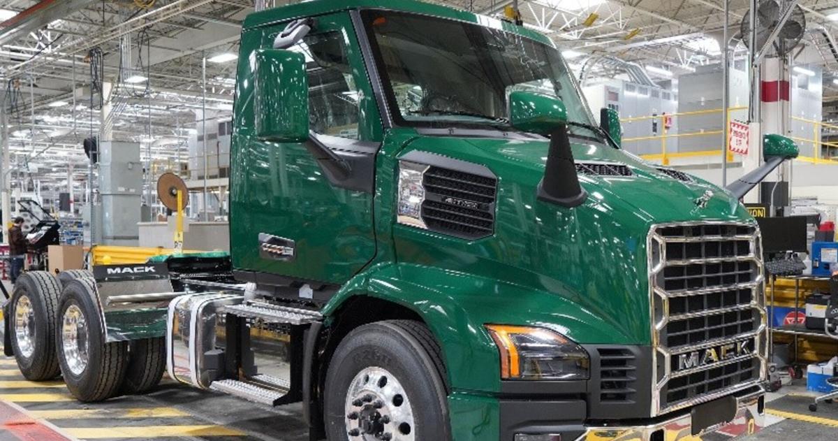 Mack Trucks begins production on new Anthem model in Lehigh Valley | Western Lehigh County