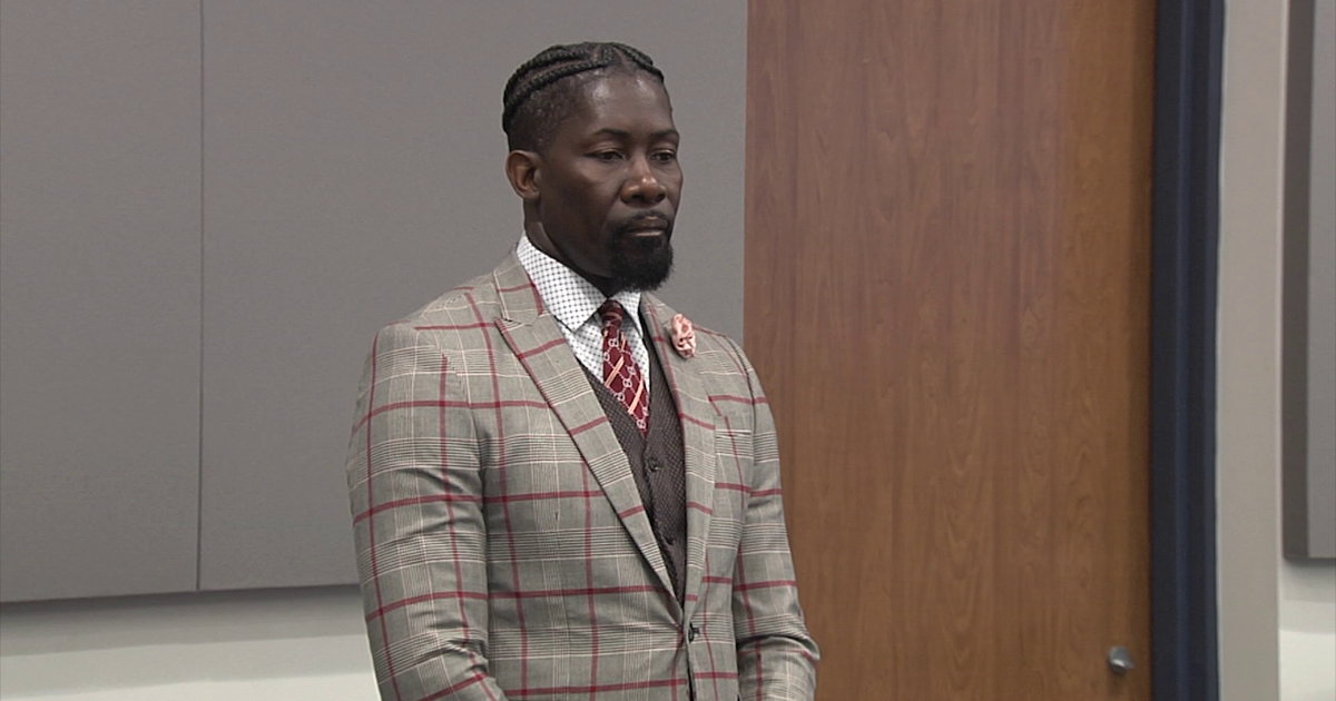 Ian Roberts Pleads Guilty to False Employment Claim | News