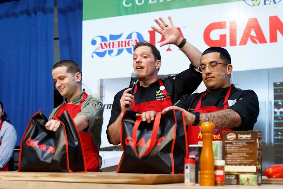 Army Sgt. Nicolas Adame and Navy Culinary Specialist Second Class Jonathan Ortiz and teammates competed head-to-head at the at the Farm Show’s 2026 Army vs. Navy Cookoff using Pennsylvania-grown ingredients, highlighting the connection between the Commonwealth’s agricultural producers and the military’s commitment to nutrition, readiness, and excellence.