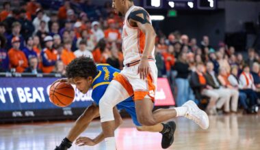 Welling, Davidson lead No. 22 Clemson to a 63-52 victory, its 15th straight against Pittsburgh :: WRAL.com