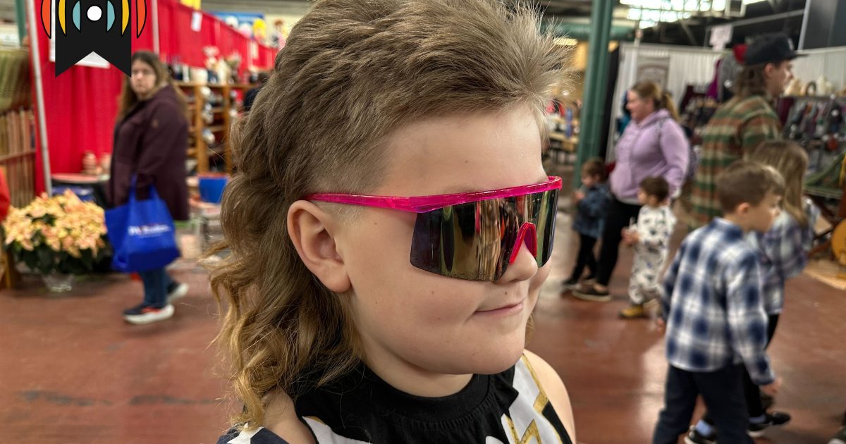 Kicker: The mane attraction | WORLD