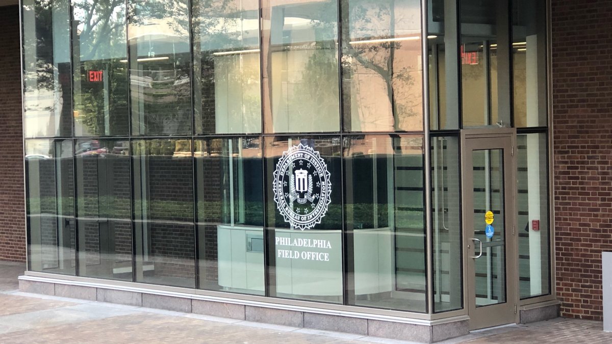 Police impersonators target Chinese students in Philly, FBI says – NBC10 Philadelphia