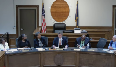 Laurens city council passes second reading of ordinance despite mayor’s opposition
