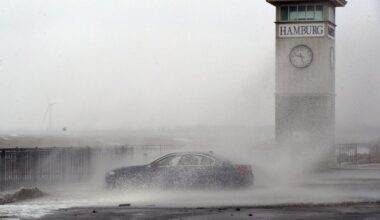 Stolen BMW turned ice sculpture along Lake Erie removed